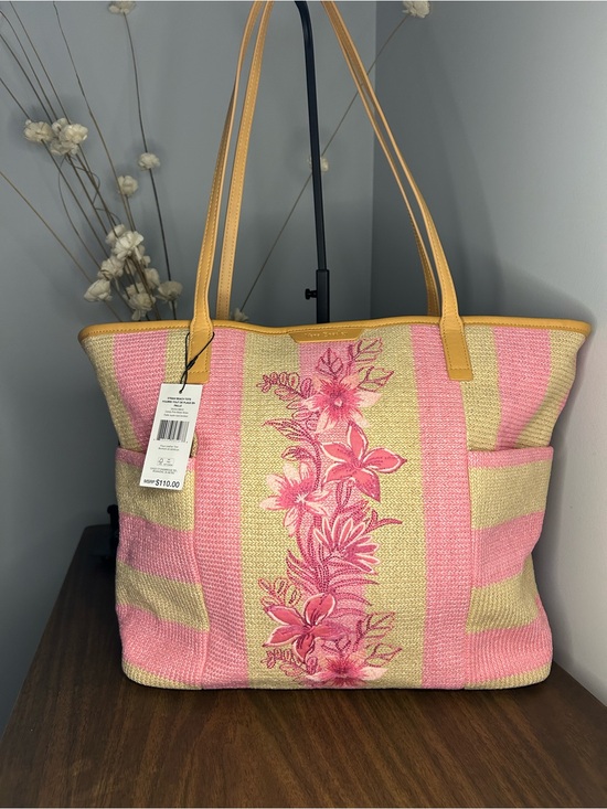 Vera Bradley Handbags - Vera Bradley NWT Candy Pink Stripe Straw Beach Tote Floral Woven Large Zip Bag